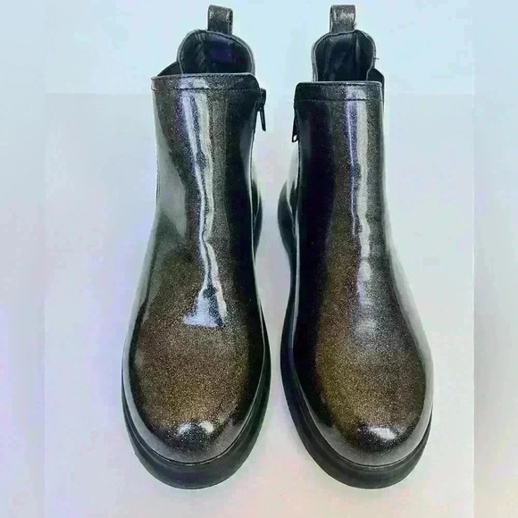 DV Dolce Vita Girl's Cole Ankle Boot - Picture 1 of 8